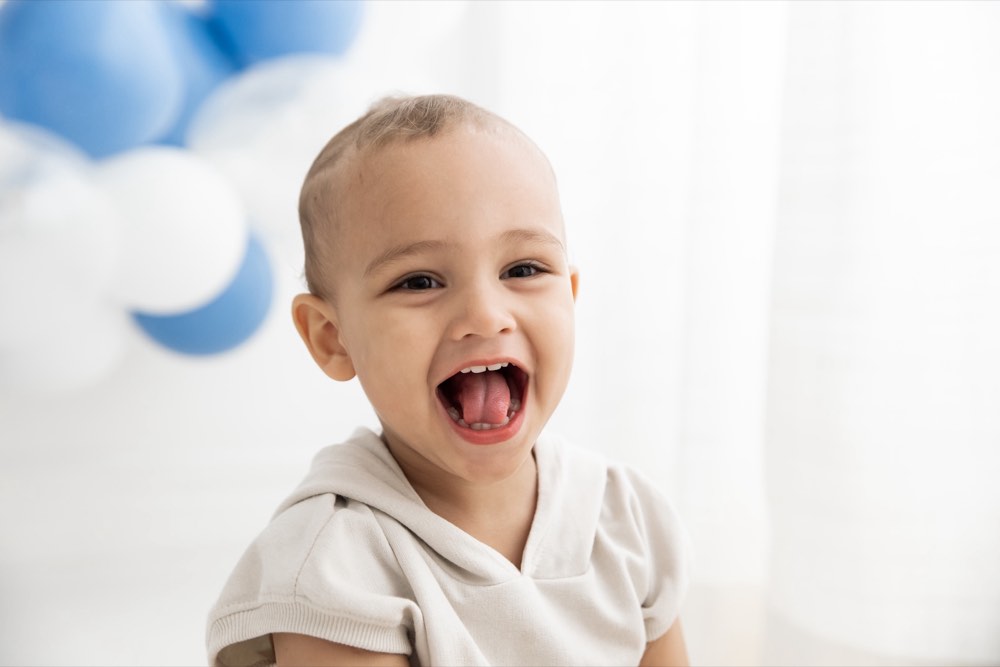 Smash the Cake de 2 Anos: Celebrando Novas Conquistas com Muito Carinho